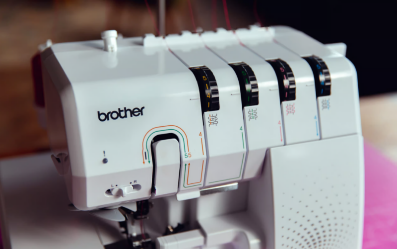 Remalladora BROTHER AIRFLOW 3000 - Imagen 2